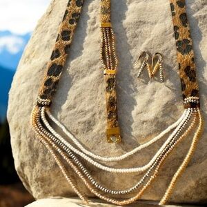 Blazin Roxx by M & F Western Leopard Fur Print Necklace Bracelet & Earrings Set